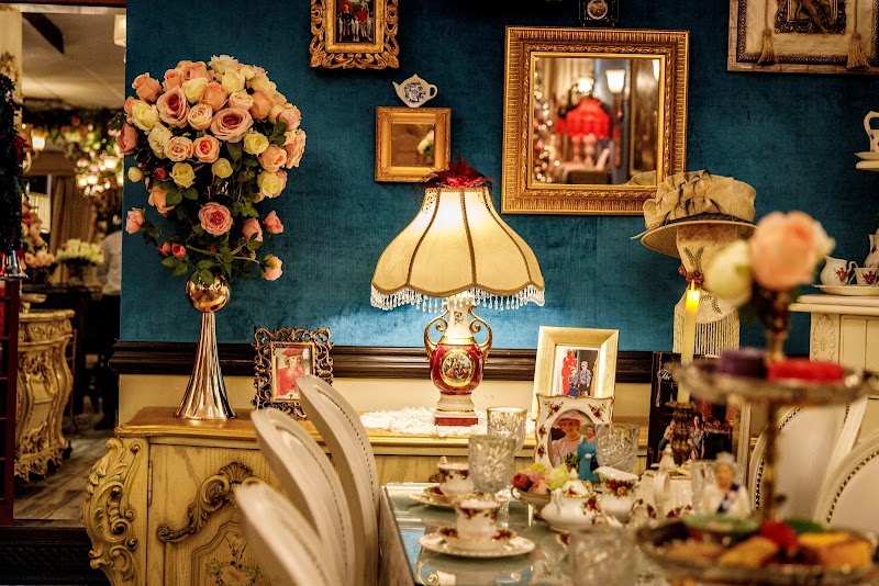 Vienna Cafe & Bistro Cooper City — elegant English-style tea house with afternoon high tea service