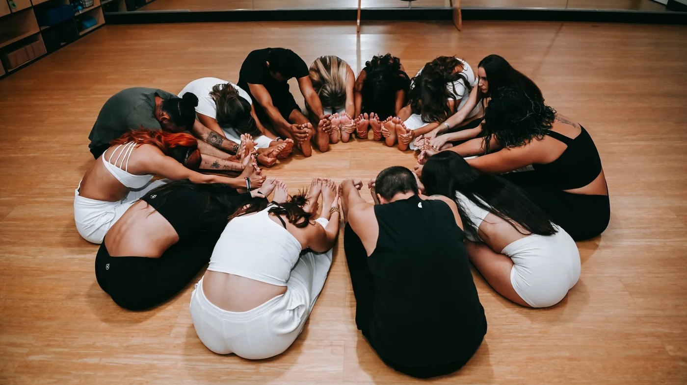 The Yoga Direction — group yoga class in the studio (photo by Michelle Lawson Photography, from theyogadirection.com)